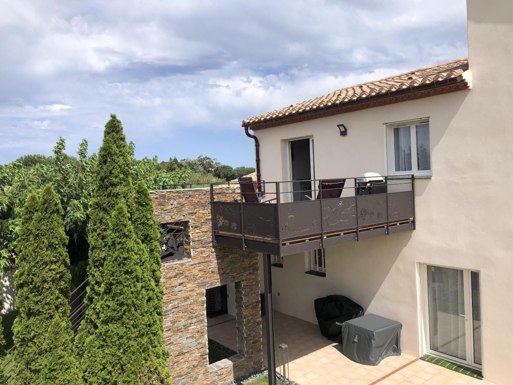 Gites La Catalane Theza Ruang foto