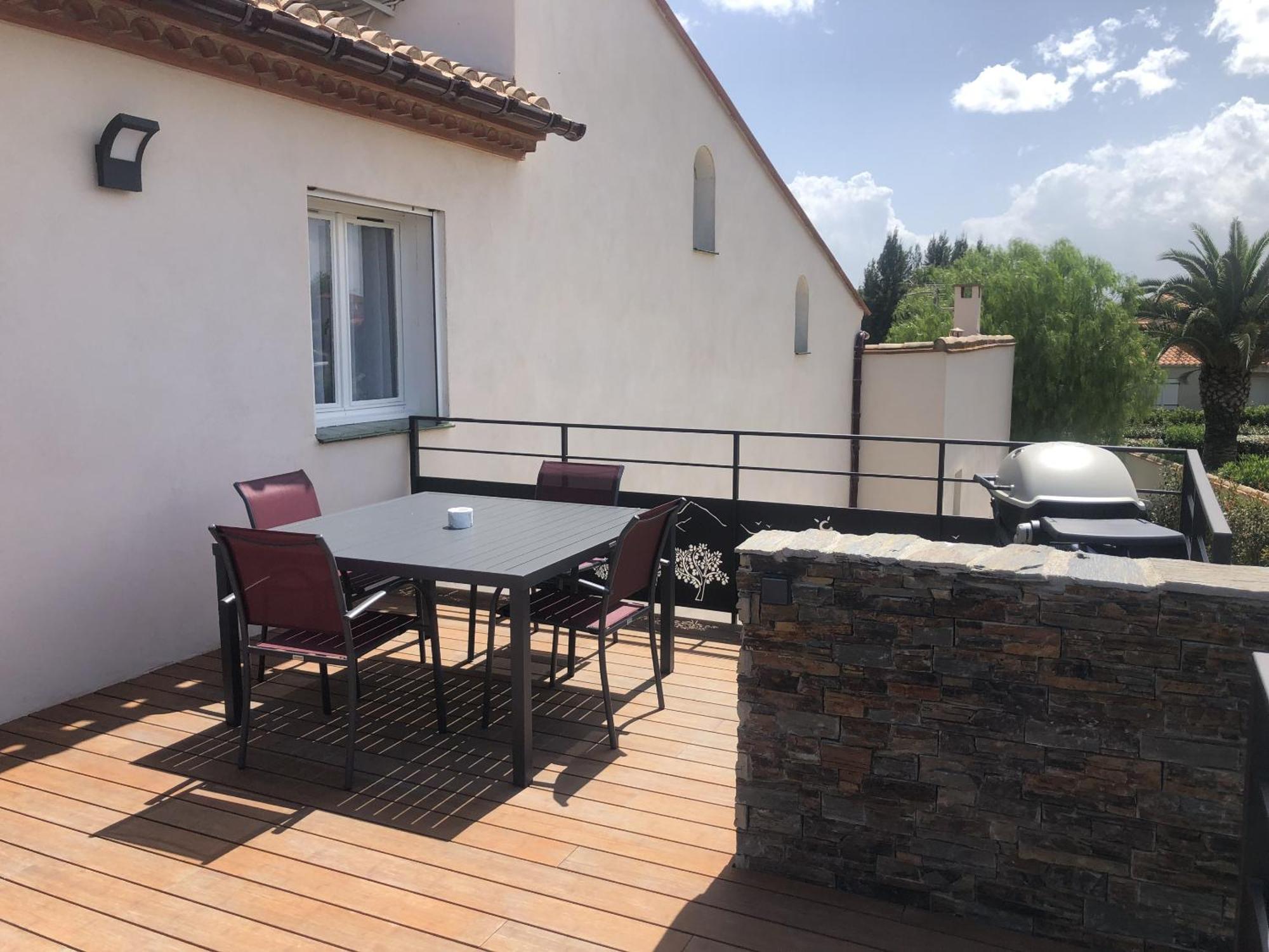 Gites La Catalane Theza Ruang foto